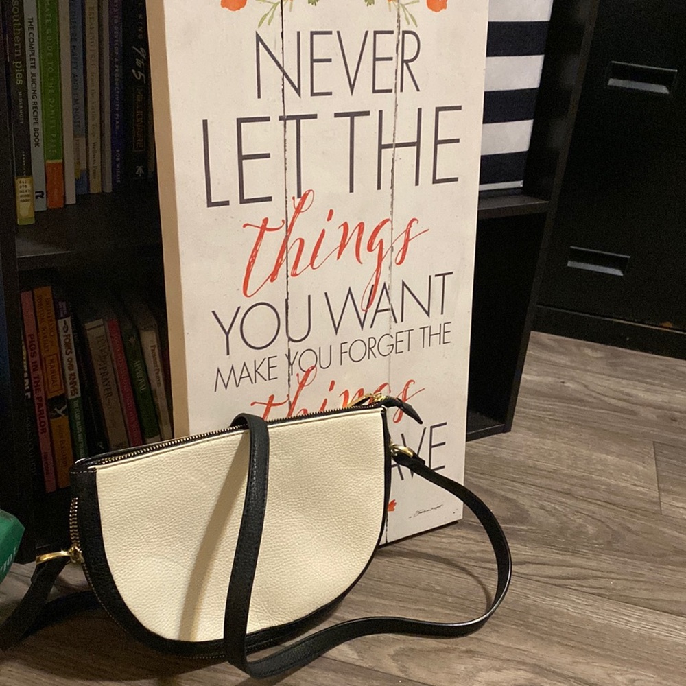Small half moon purse